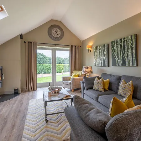 Austin * Richmond (North Yorkshire)